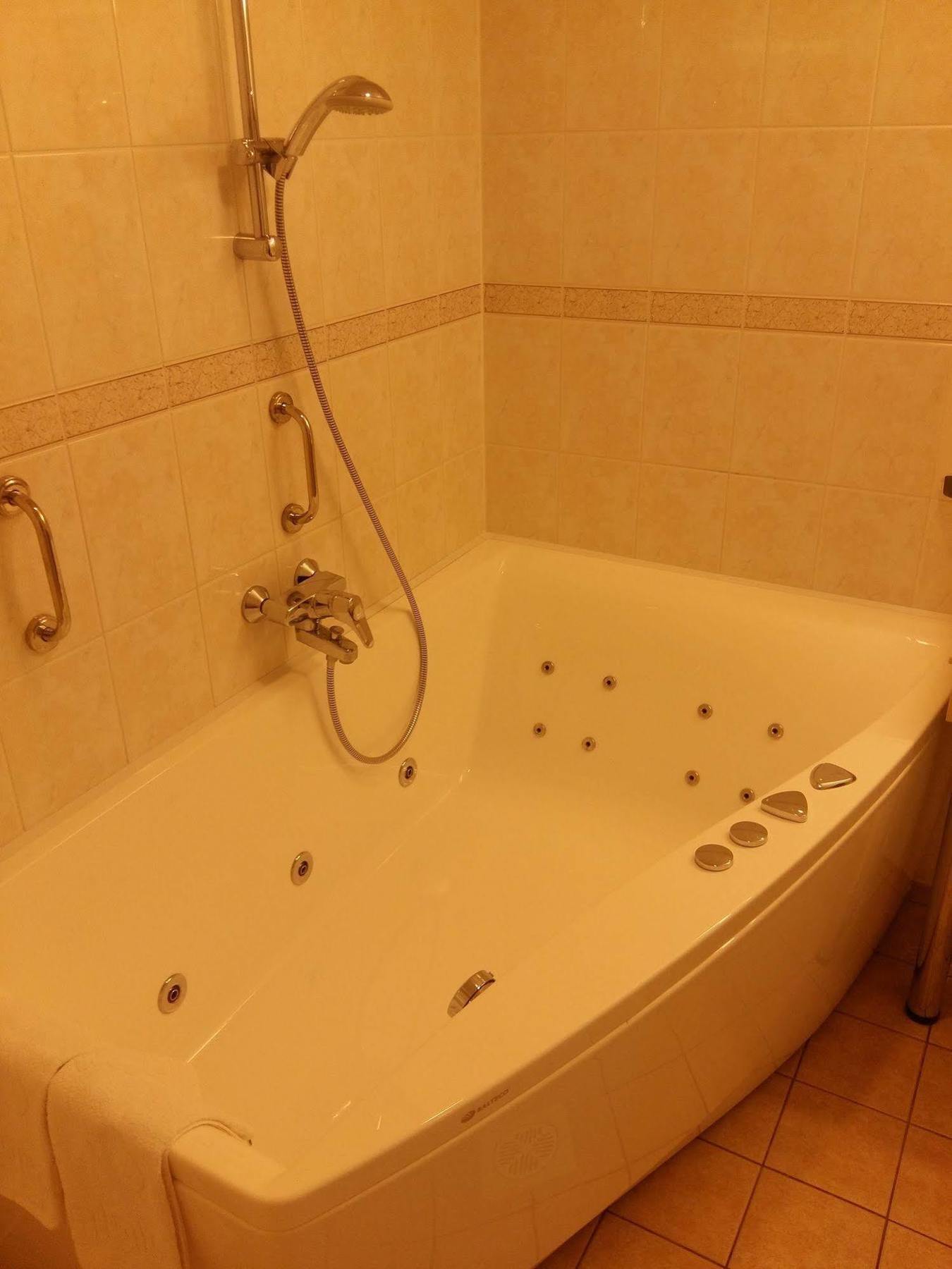 Barclay Hotel تارتو المظهر الخارجي الصورة
